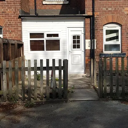 Apartment Classic In Leeds Near Roundhay Park *